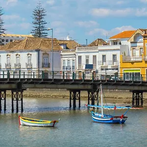 https://casa-do-centro-tavira.hotelaalgarve.com